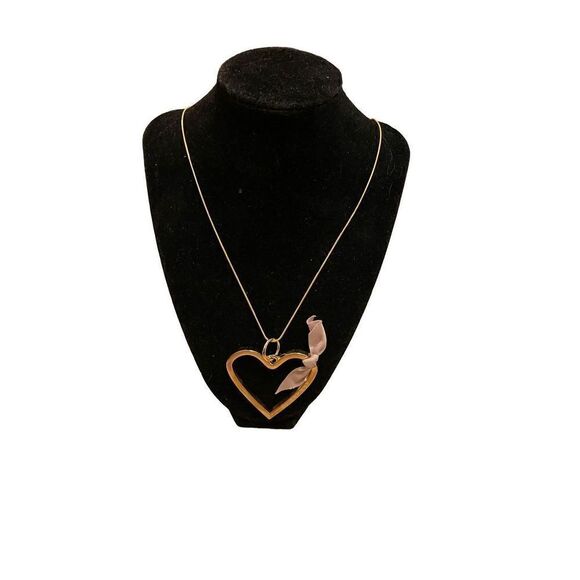 Burberry Necklace  - Picture 1 of 4